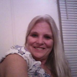 Meet your Posher, Rachelle